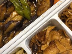 -关东小磨东北菜(上海长风大悦城店)