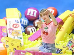 -m豆巧克力世界(上海世茂广场店)