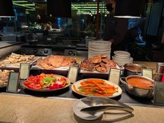 -大中华希尔顿酒店-念自助餐·海南美食·三文鱼