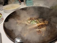 -茸梅路右拐龙虾-农家菜(松江店)
