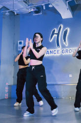 -HI dance 舞室