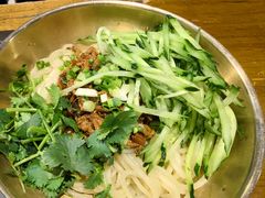 -聚合鑫东北熏酱熟食麻辣面(长阳店)