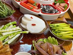 -赵美丽·重庆社区火锅·直营店(火车东站·中豪国际店)