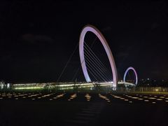 -南京眼步行桥