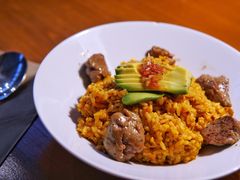 牛油果炒饭配烤牛肉-1901 Cafe(西四店)