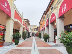 -佛罗伦萨小镇广佛名品奥特莱斯(疏港路店)