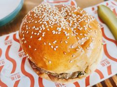 亚历山大汉堡-悠航SLOWBOAT(三里屯店)