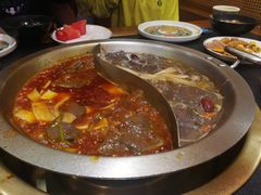 -沸炉重庆老火锅(军事博物馆店)