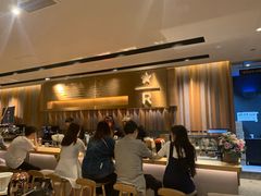 等位区-星巴克臻选(济南恒隆店)
