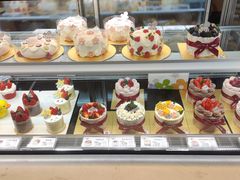 -花花卷卷·鲜食蛋糕(静安久光百货店)