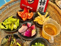 -刘姐啤酒鱼民族演艺餐厅(西街总店)