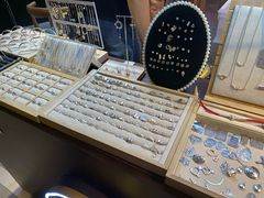 -十八字金·银饰·拼豆·开蚌DIY(魏公芳华里店)