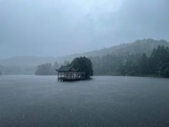 -庐山风景区花径公园