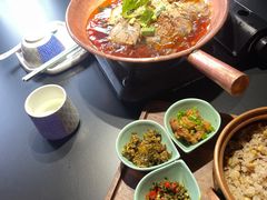 -桥边小楼·手工云南菜·古城观景小楼