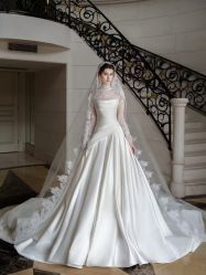 -MARRY ME高级婚纱礼服定制
