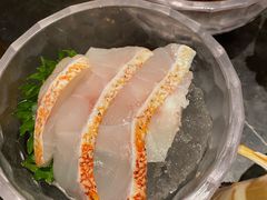 -半岛翡丽海鲜自助餐厅(观风亭店)