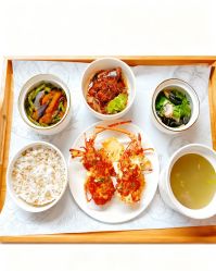 -尚圣月子会所·庄园式月子中心(萧山湘湖店)