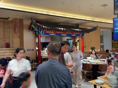 -梅利汴京烤鸭•开封豫菜地标店(东大街店)