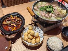 -川堂风·跷脚牛肉·乐山爆炒(宝山日月光店)