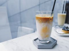 -UNI UNI(环亚凯瑟琳店)