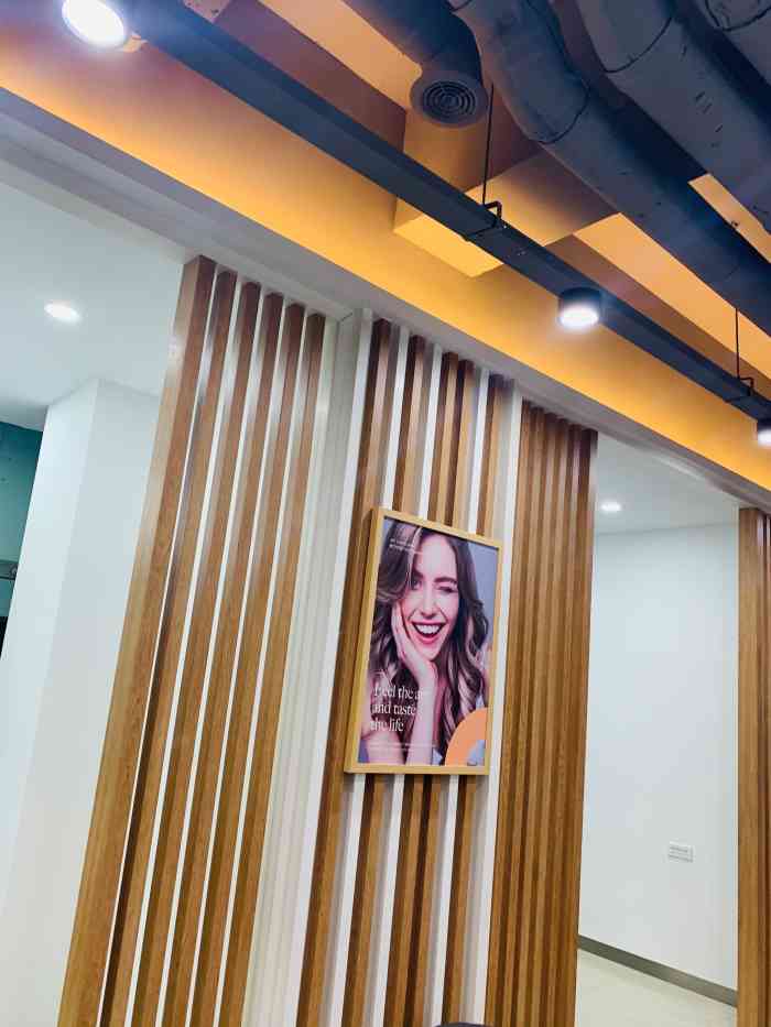 霖昊发艺(沈辽路万达店)-"【项目】剪发我第一次见到剪刘海都剪不好.