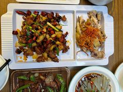 -隔壁老王·家常云南菜(花巷店)