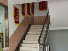 -瑞鹏宠物医院·内科·中兽医·骨科(苗圃店)