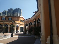 -佛罗伦萨小镇广佛名品奥特莱斯(疏港路店)