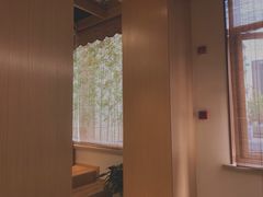 -漕河泾街道图书馆(漕河泾社区文化活动中心店)