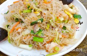 Secret-Recipe Seafood Fried Rice Noodles