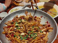 -唐师傅湘西名菜馆(武陵路店)