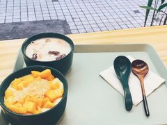 杨枝甘露-小团圆糖水铺(襄阳南路店)