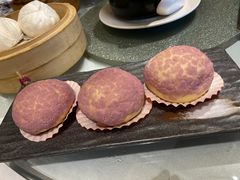 -景月阁空中食府(希尔顿酒店)