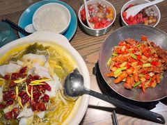 -酸渡·老坛酸菜鱼·现炒下饭菜(港惠新天地店)