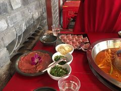 -谭鸭血老火锅(漳州路店)