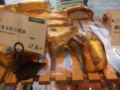 -卡滋贝诺动物奶油生日蛋糕(亚太潮尚店)