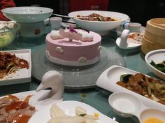 精品烤鸭-皇城根·鲁菜济南菜·吊炉烤鸭·炒鸡鱼头(济南旗舰店)