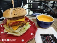 瀑布熔岩牛堡-牛纽塔·牛人堡(群众路店)