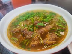 咖喱牛肉粉丝汤-白玉兰传统小吃
