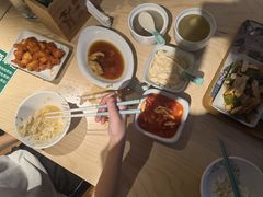 -老乡鸡(上海白玉兰广场店)