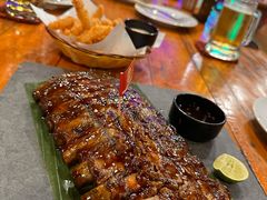 BBQ猪肋排-Naughty Nuri’s Phuket
