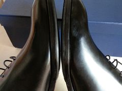 -京伟修鞋洗鞋奢侈品皮具护理店