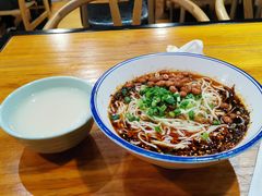 -车沾巷·重庆老味豌杂面