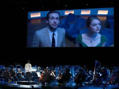 -交通银行前滩31演艺中心