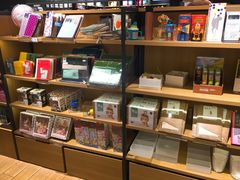 -九木杂物社(恒隆广场店)