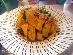 -荷塘秋月·本帮江浙菜(国权路店)