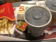 -麦当劳(中山公园龙之梦店)