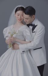 -唯一旅拍·颂当代影像艺术中心(上城店)