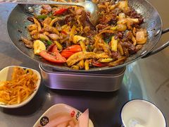 -富正毅三下锅·湘西韵味(天门山索道店)