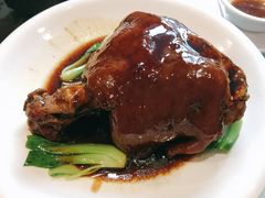 炖肘子-金杏·粘卷子 烤鸭 农家菜